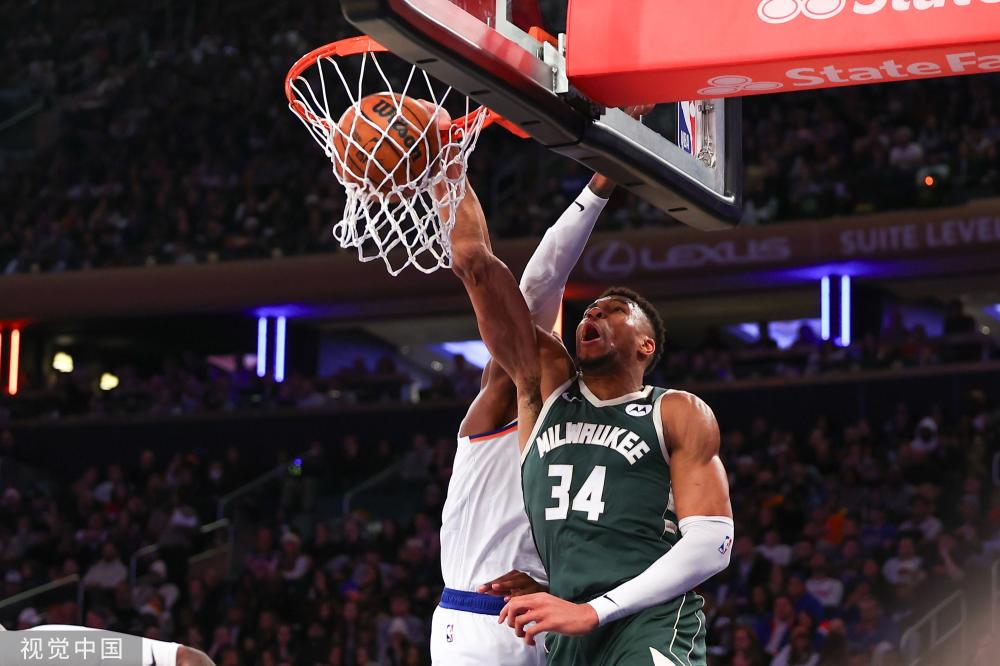 更反映出他 更反映出他